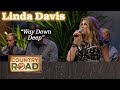 Linda Davis sings 