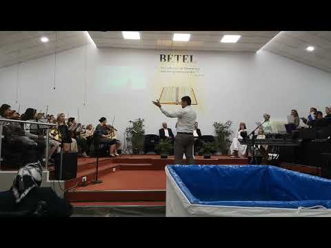 Laudă fie Domnului Isus! Corul și orchestra Betel-Toledo.