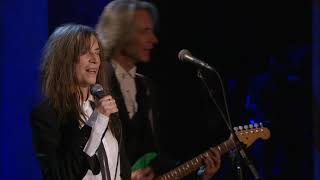 Patti Smith performs &quot;Because the Night&quot; at the 2007 Rock &amp; Roll Hall of Fame Induction Ceremony