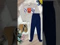 Conjunto de Moletom Blusa Marfim e Calça Azul Marinho Jogos