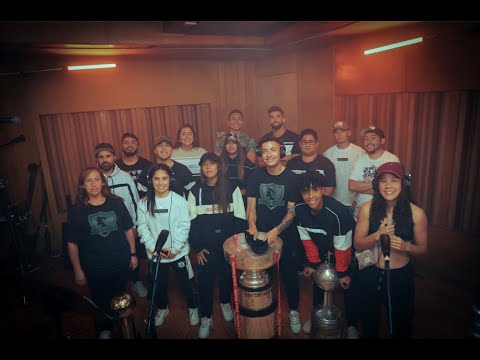 "De Gente de Pueblo" Barra: Garra Blanca &bull; Club: Colo-Colo