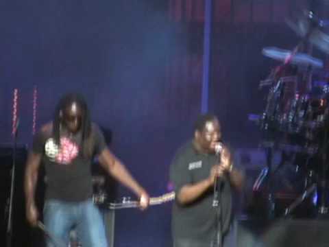 DMB Everyday SPAC 6.17.06 w/Vusi Mahlasela