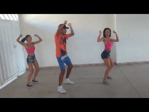 Tati Zaqui part. MC Gustta - Bunda Maluca - Cia. Naldo Matarazzo (Coreografia)