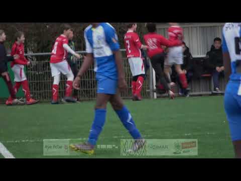 Kippenvelmomentje de 1-0 voor DOVO JO14-1 tegen ASC Waterwijk