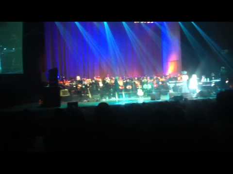 Toto Cutugno e Cecilia Cesario Live in Bucharest 03/11/2013 -GLI AMORI-