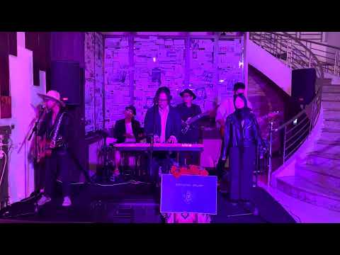 Merayakan Luka - Kataswara