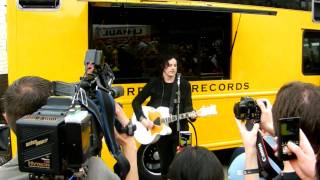 Jack White covers Buddy Holly&#39;s &quot;Not Fade Away&quot;
