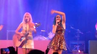 Sweet California y Benjamin - Kids again(SALA BARTS 22-12-15)