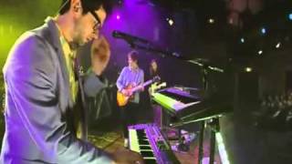 MGMT - Flash Delirium (NYC Live On Letterman May 11th 2010)