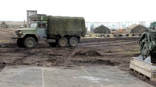 preview picture of video '2012 CMJC: Convoy driving through at CFB Wainwright'