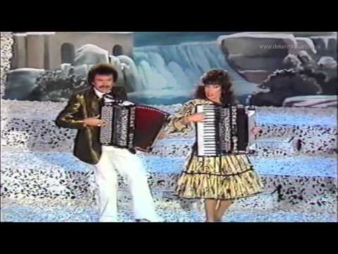 Die Mühlen im schwarzwald - (Intro von Medium Terzett Trio Aus Fröhliger Alltag)