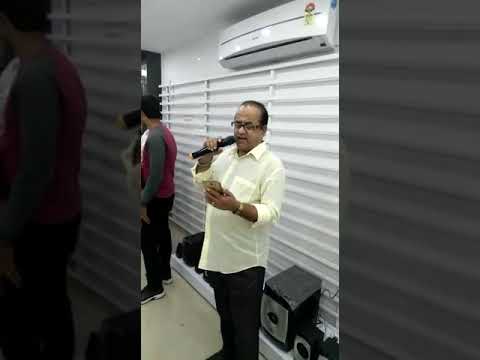 Aasmaan se aaya farishta pyar ka sabaq seekhlaane