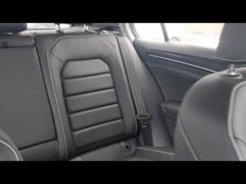 19VW558 Golf R Preview