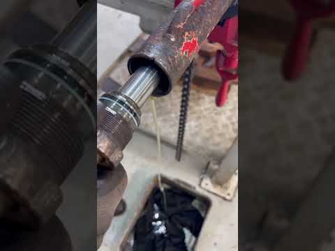 Hydraulic cylinder for repair