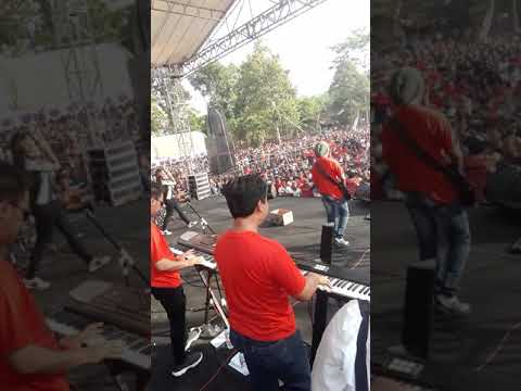 Lagi syantik ratna antika monata kaliber