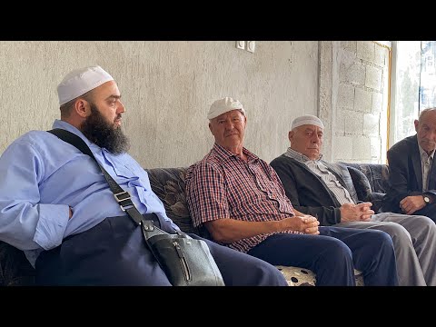 Hoxha në të pamën e Bleton Ismailit