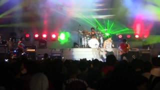 Download lagu Gigi - Sang Pemimpi @ Jakarta Fair 2011 [HD] mp3