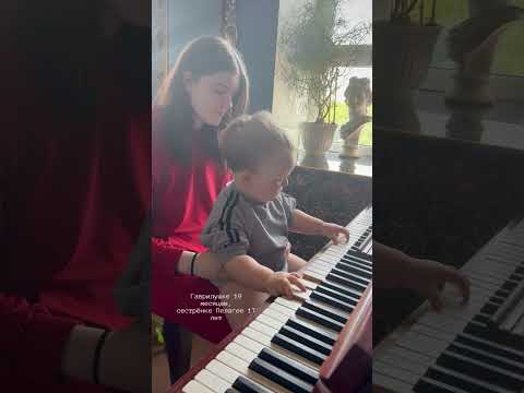 Lyric music from baby pianist Gavriil