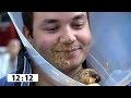 Satéballen vangen met een hondenkap - WIE IS DE SJAAK?