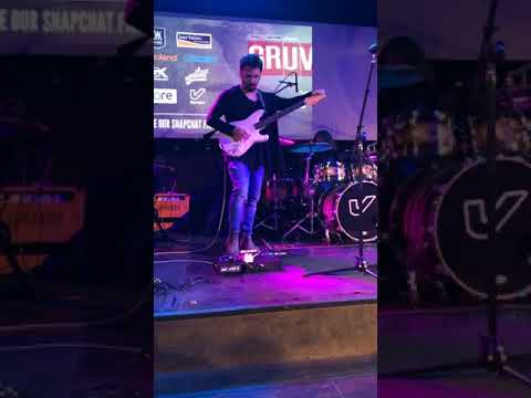 Under- B Junior Braguinha Bass Marcus Adjaud keyboards JD Beck drums Andre Nieri Guitars