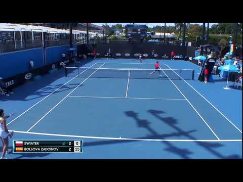 Swiatek Iga v Bolsova Zadoinov Aliona - 2019 Melbourne