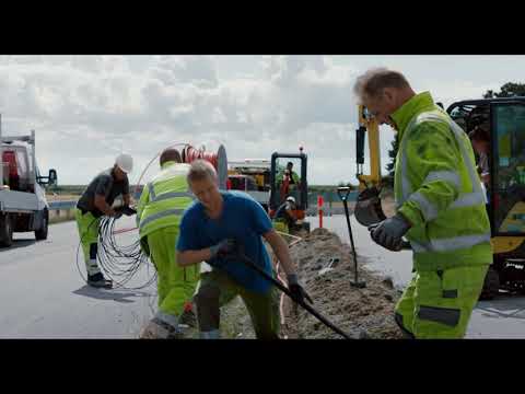 Thumbnail of the video: Giraffe / Anna Sofie Hartmann 2019 / Germany, Denmark