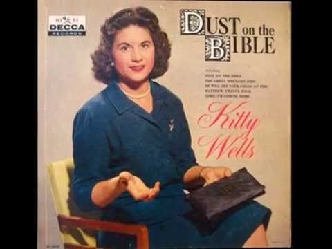 Kitty Wells -**TRIBUTE** - We Buried Her Beneath The Willows (1958).