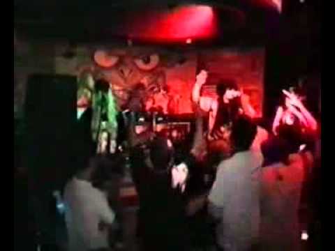 GIGATRÓN - El Barco De Colegas + Te Peto El Cacas (Santander)