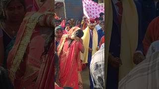 Download lagu 😢 babul ka ghar chod ke piya #marriagevideo #bidaai_beti #youtubeshorts #kbnlifestyle #weddingsong mp3
