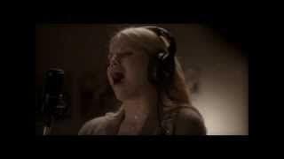 Ivy Lynn Sings New Marilyn Song-