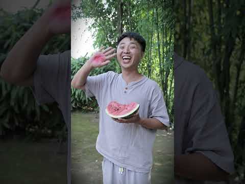 Ermao gave them new pork intestines #funny #food