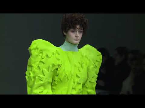 paula canovas del vas ma show