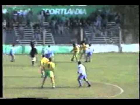 Club Atlético Ferrocarril Midland 1 - Defensa y Justicia 2 (1997)