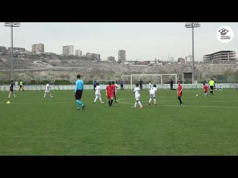 Academy 3-13 - Van 13