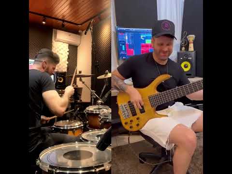 Zona de Perigo - Alex Schafer and Matheuzinho Bass (Drum Bass Cover)