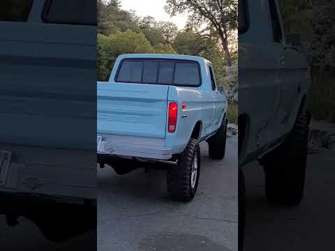 1976 Ford F-250 Custom 4×4