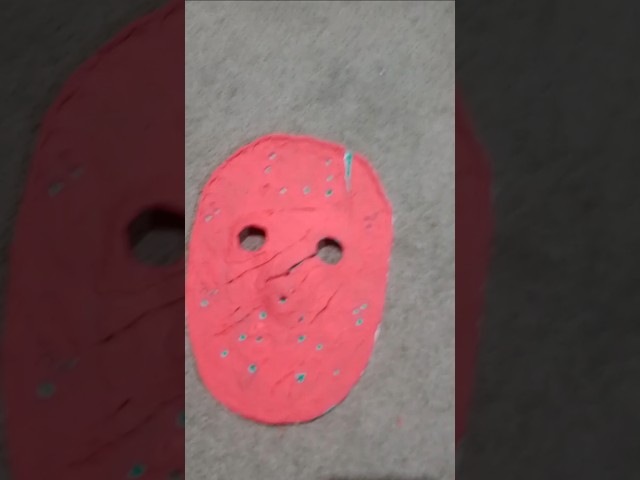 Vídeo relacionado con Joel Fry (Smile) Mascaras de Personajes Famosos, Caras de Carton