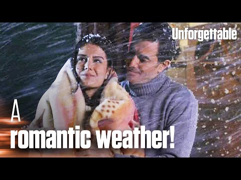 Harun and Eda enjoys snowfall! 🌨😍 - Unforgettable | Short Scenes