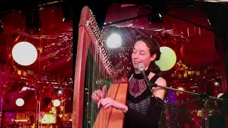 "Follow the Heron" (Karine Polwart) performed live by Nadia Birkenstock  (Celtic harp &amp; vocals)