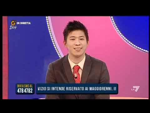 G'DAY con Geppi Cucciari 23/03/2011 - La grandomanda con l'ospite