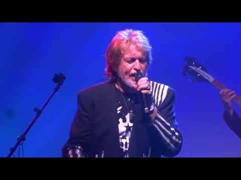 YES featuring ARW -  Anderson - Rabin - Wakeman - South Side of the Sky - Akron - 2017