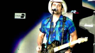 You do the Math - Brad Paisley live at the Gorge