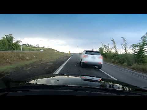 Thumbnail for Omega vovôzinho  pediu passagem para o Jeep Compass. by Jeep