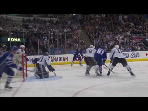 Tyler Bozak Goal - Lightning 2 vs Leafs 3 - Mar 11th 2010 (HD)