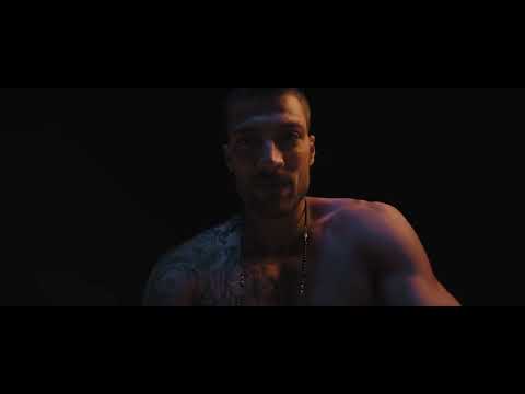 365 Days This Day   Kissing Scenes — Laura and Nacho Anna Maria Sieklucka and Simone Susinna