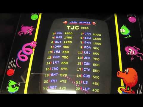 Q*bert arcade game review - Qbert Gottlieb 1982