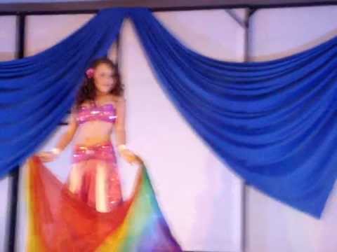 BIANCA TUCCI (LATIFA GHAYDA)NO BATIZADO DE DANÇAS ARABES 2011