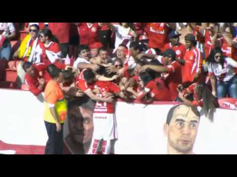 Golaço de Vitinho, Internacional 2x0 Coritiba 07.06.2015, Brasileirão 2015