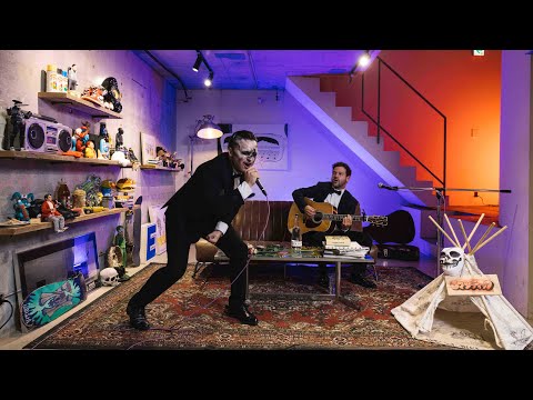 Bohnes from The Cab: DOG HOUSE STUDIO | MNC Live