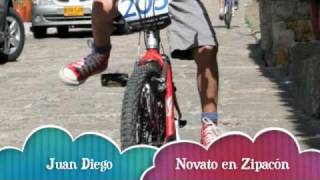 preview picture of video 'Primera carrera de Juan Diego en Zipacon, 2009'